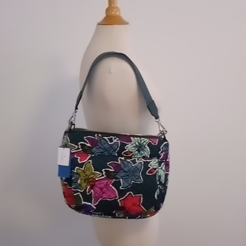 ‼️FREE ‼️Vera Bradley Carson Shoulder Bag 4pcs